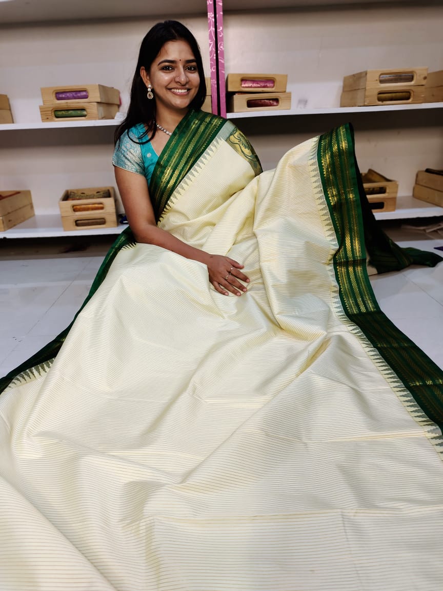 Gadwal offer sarees