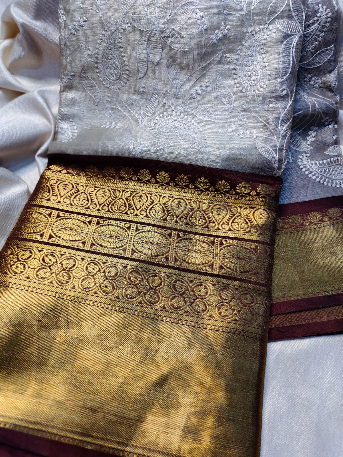 Sravanam sale