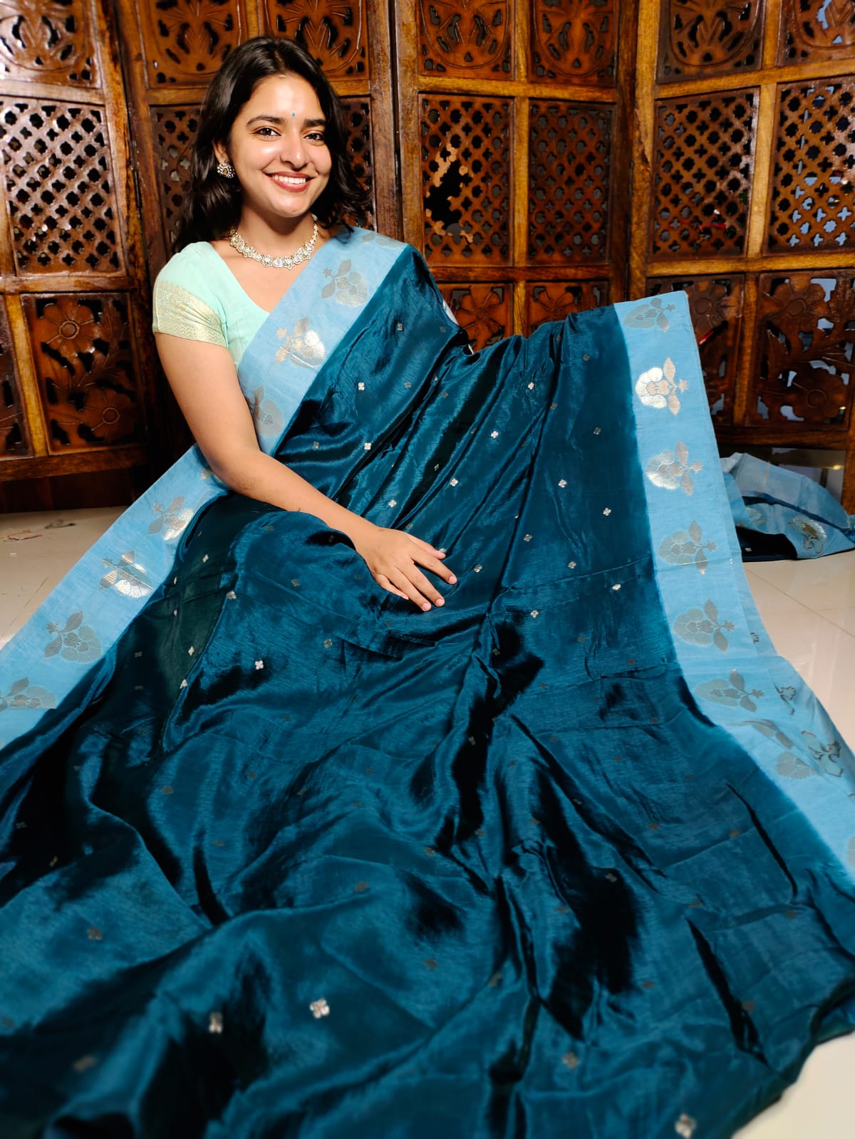 50% offer Saree