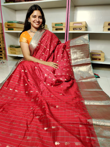 దీపావళికి చీరలు ఆఫర్ చేయండి