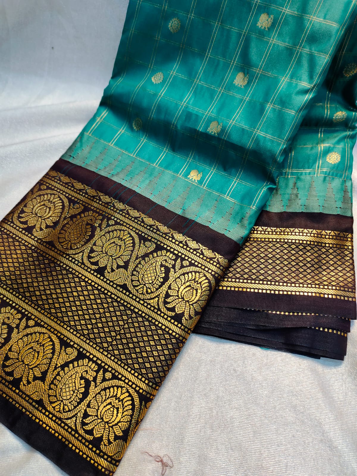Sravanam gadwal sale