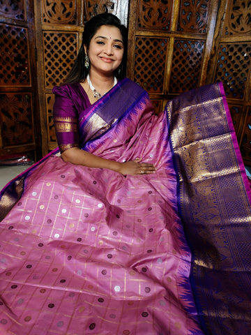 ప్రత్యేకమైన గద్వాల్