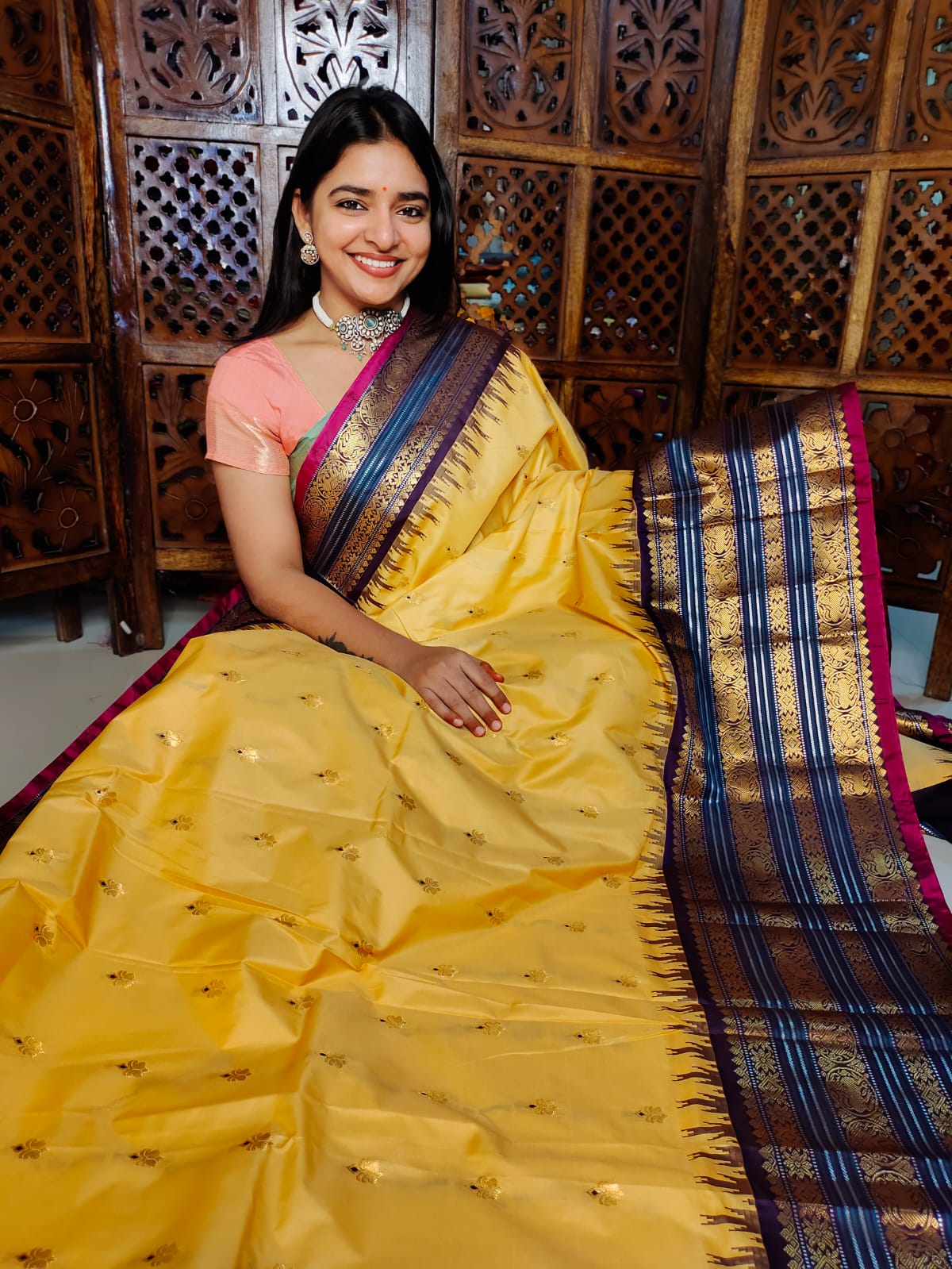 గద్వాల్ క్లియరెన్స్ సేల్