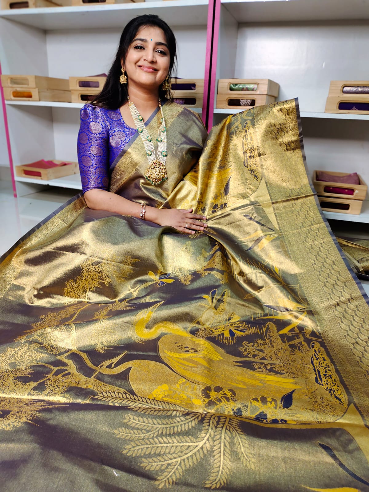 90% offer kanchi pattu collection