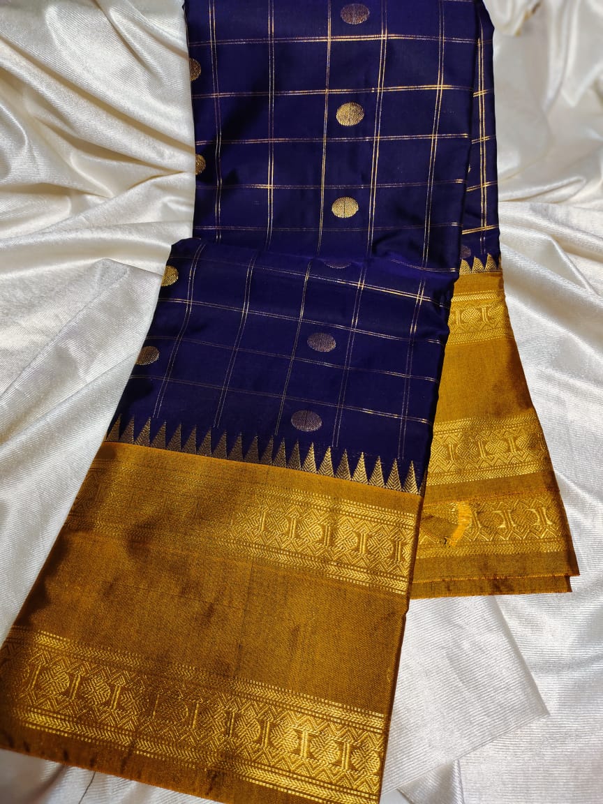 Vitange gadwal silk