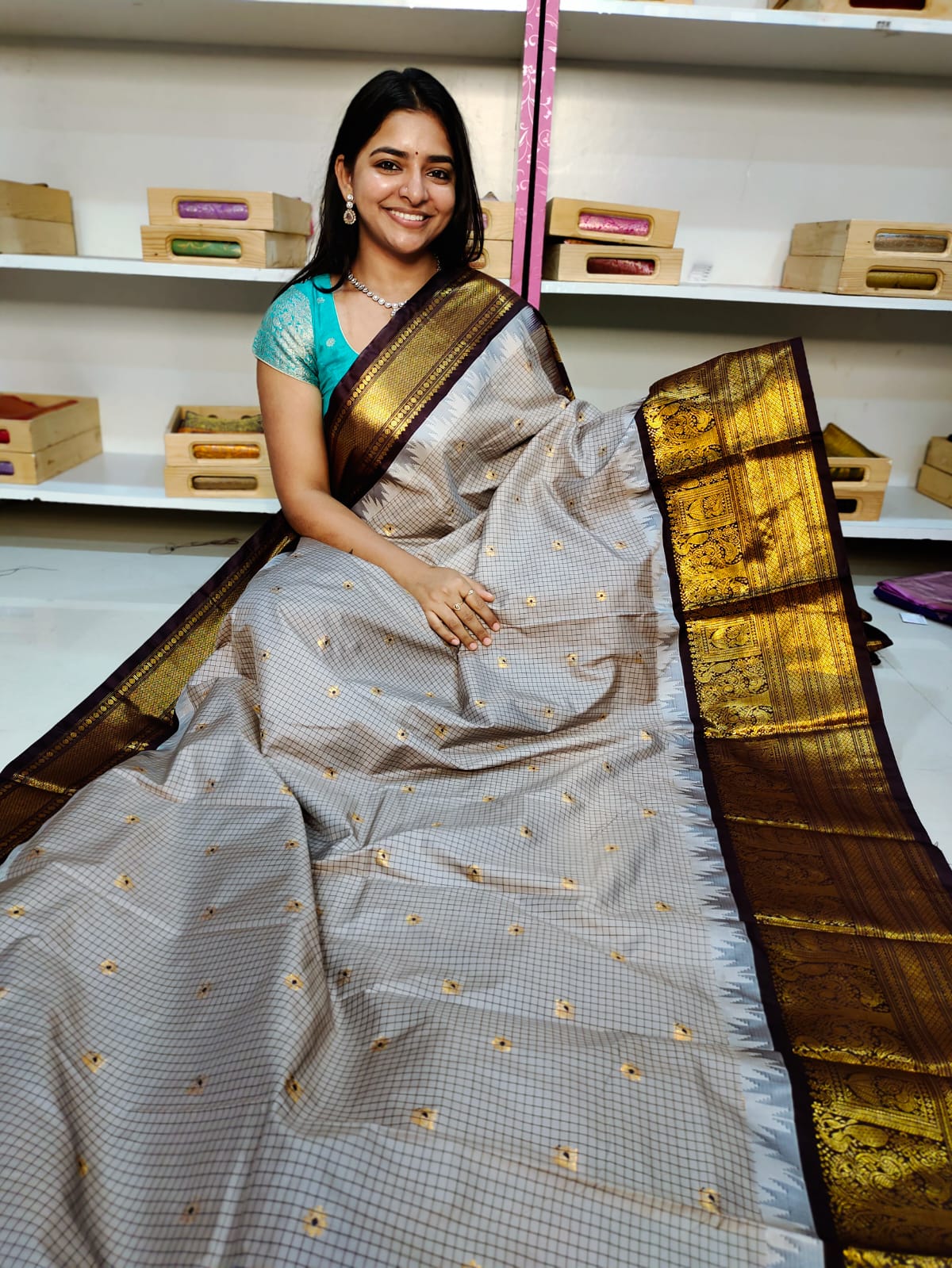 65% offer gadwal sale