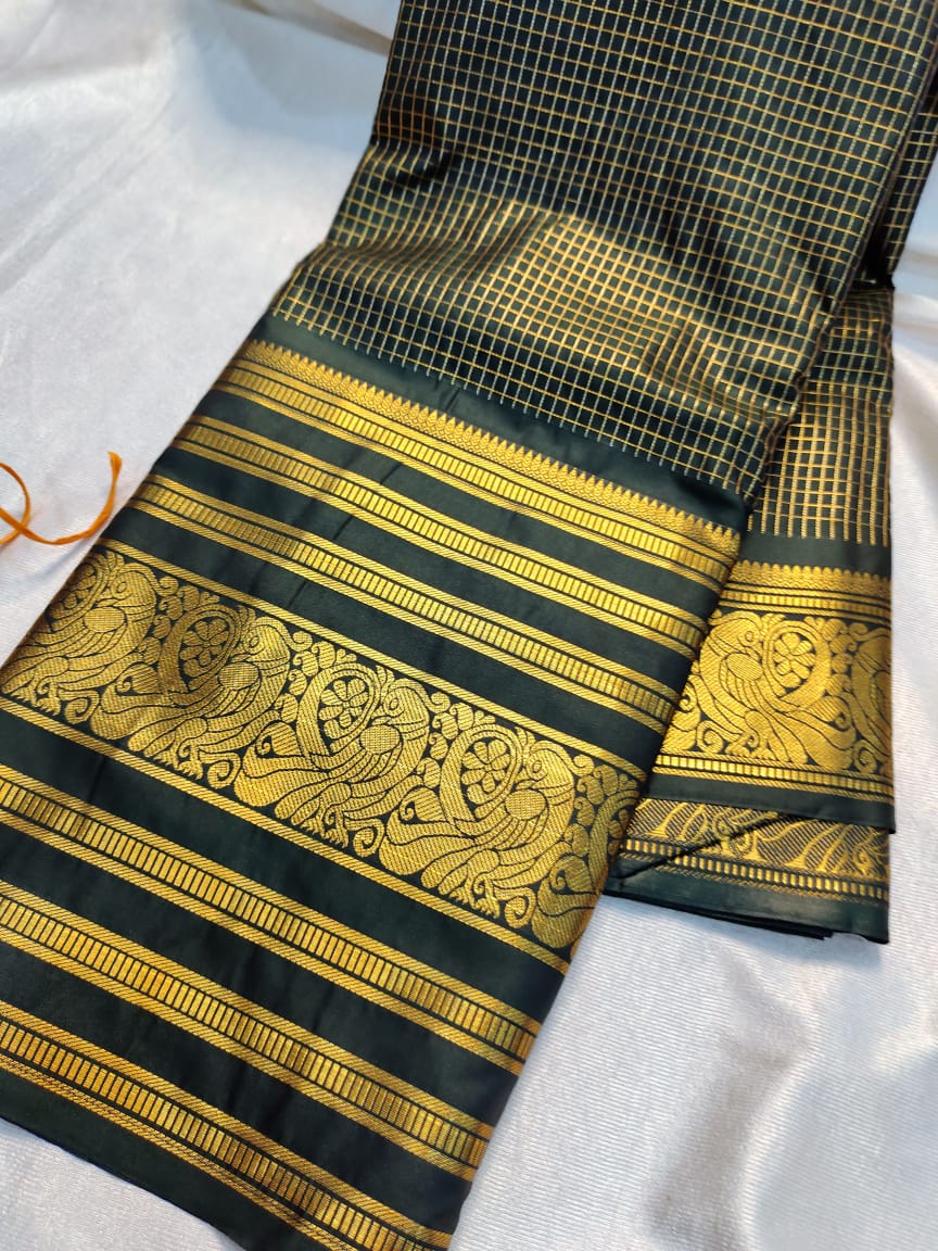 Vintage valli gadwal