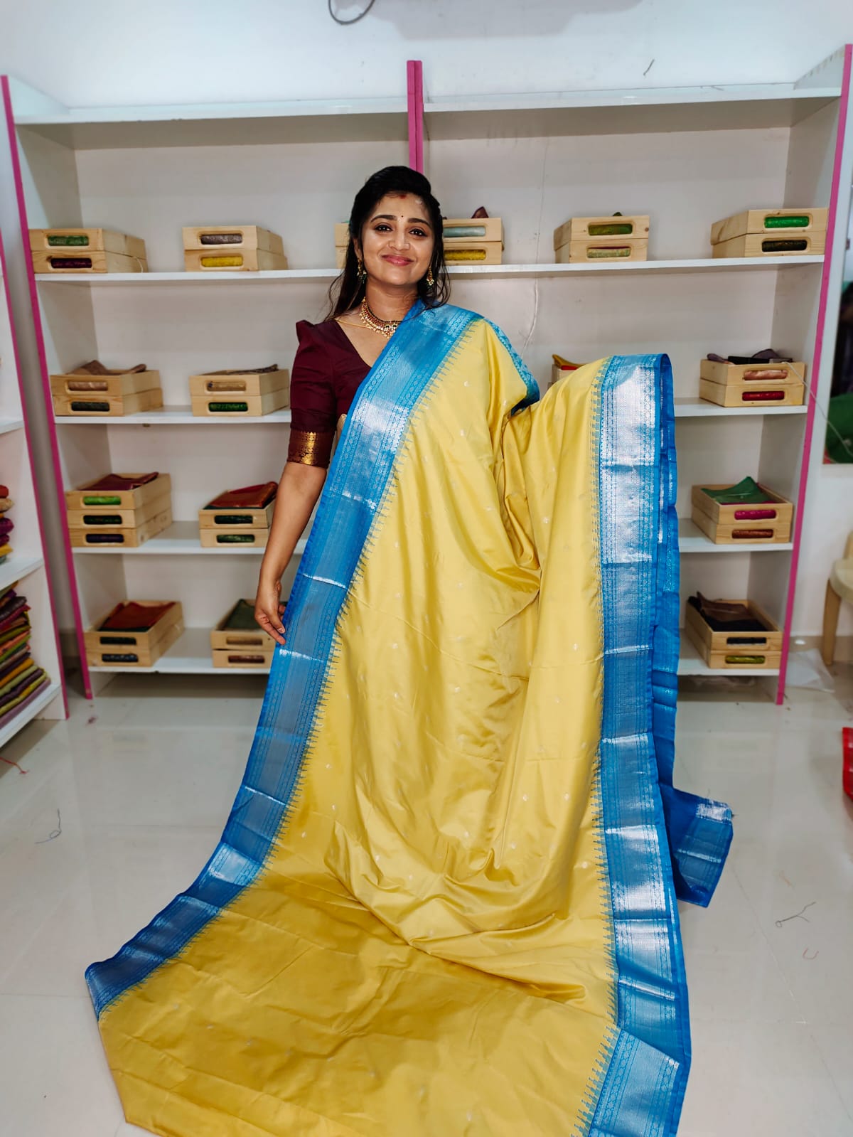 Gadwal Clearnce sale