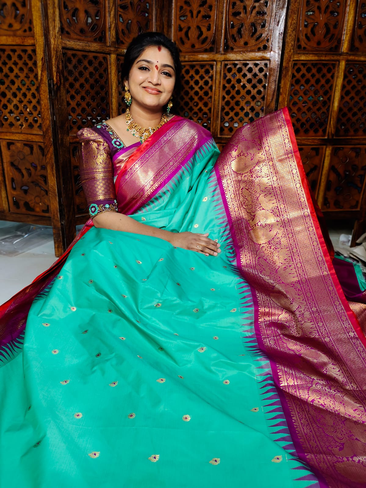 60% offer gadwal silk sarees