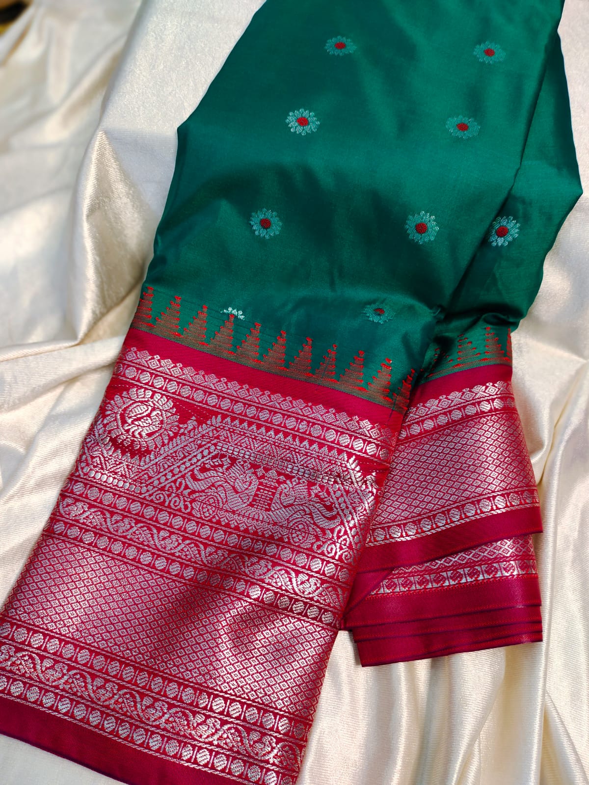 Primeme gadwal silk saree