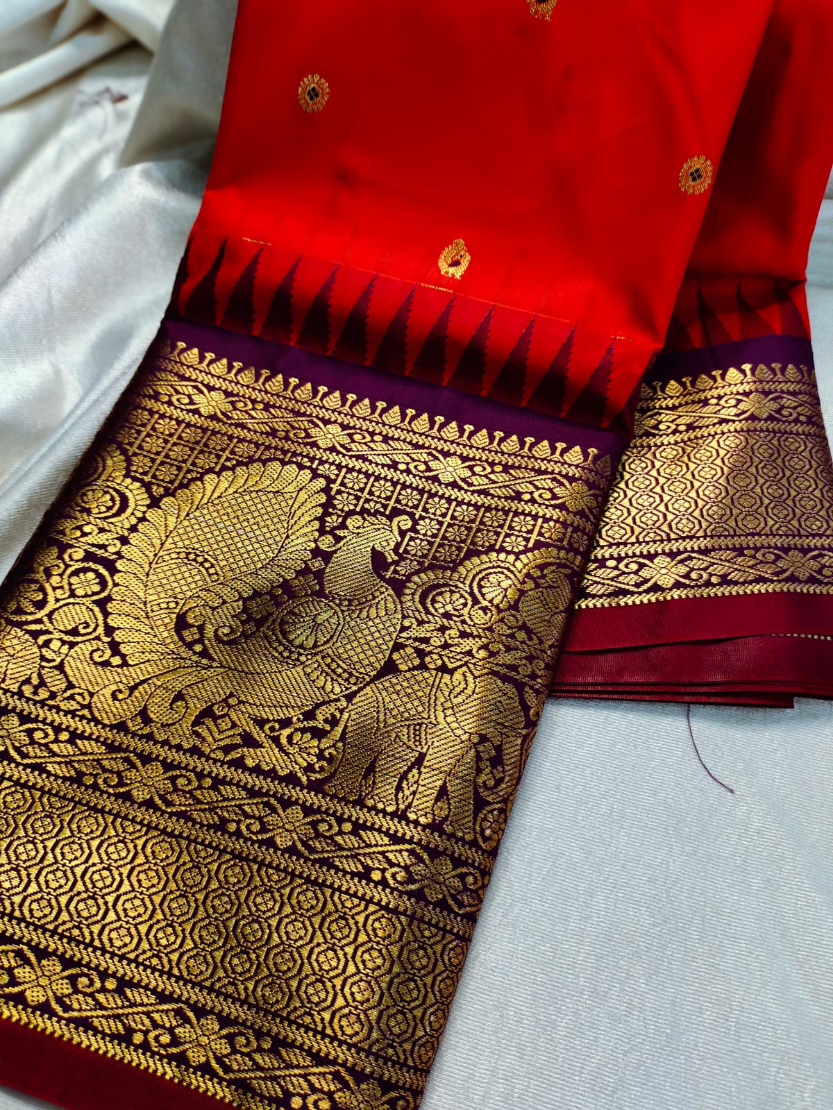 Vintage valli gadwal