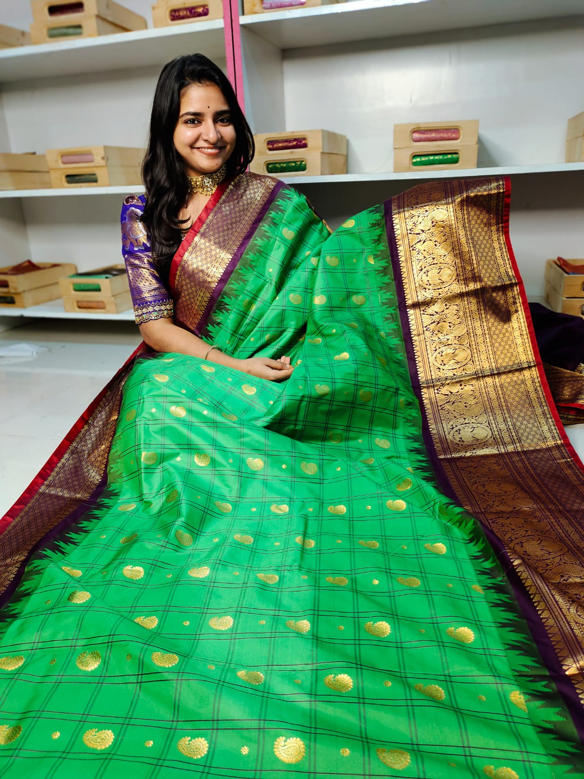 Vitange gadwal silk