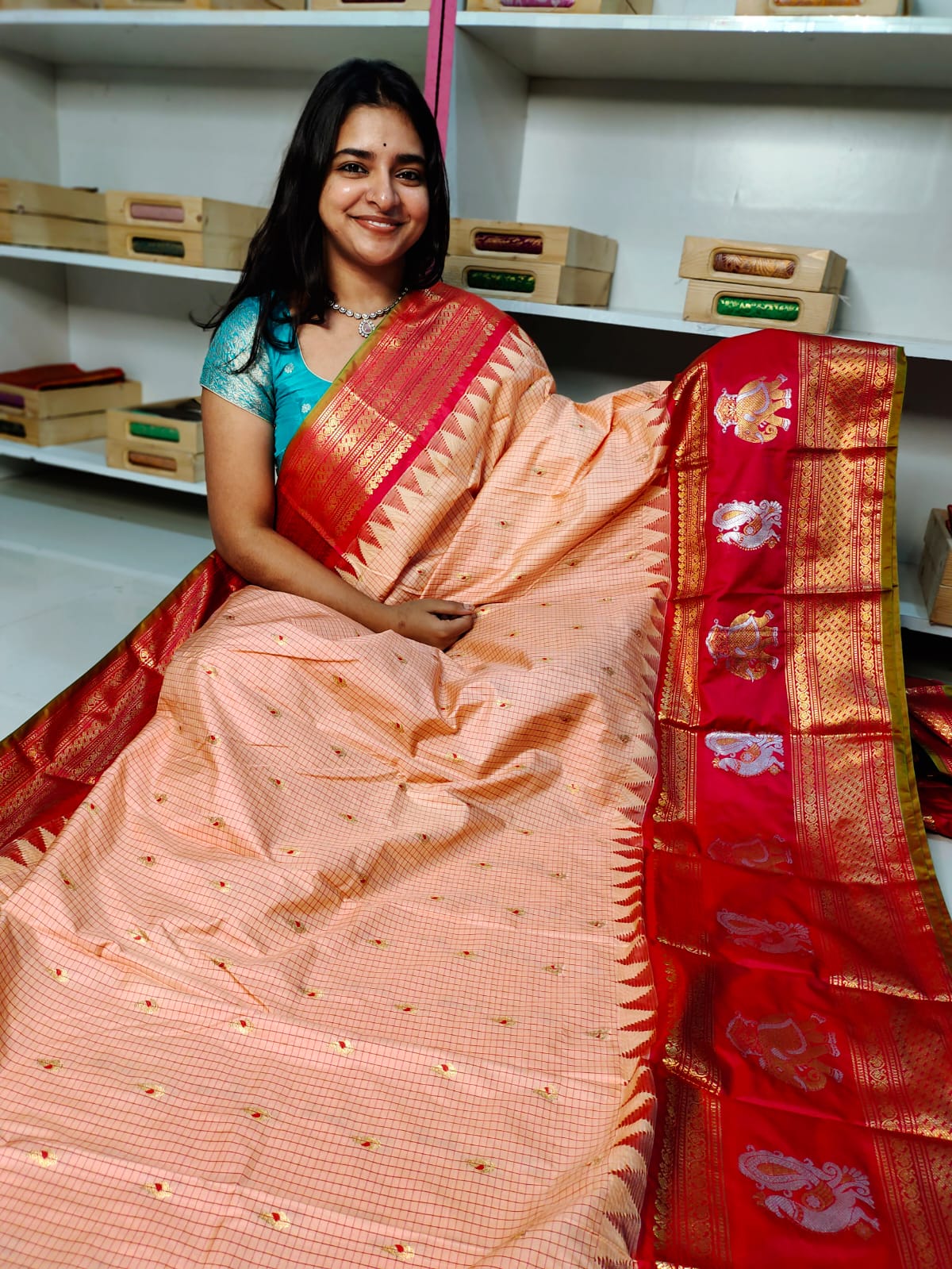 Vitange gadwal silk
