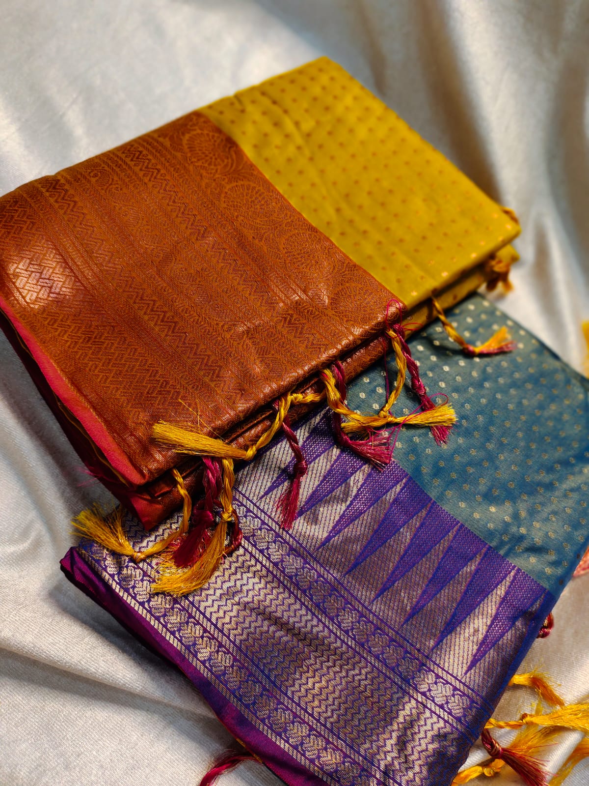 1+1 offer Uppada silk