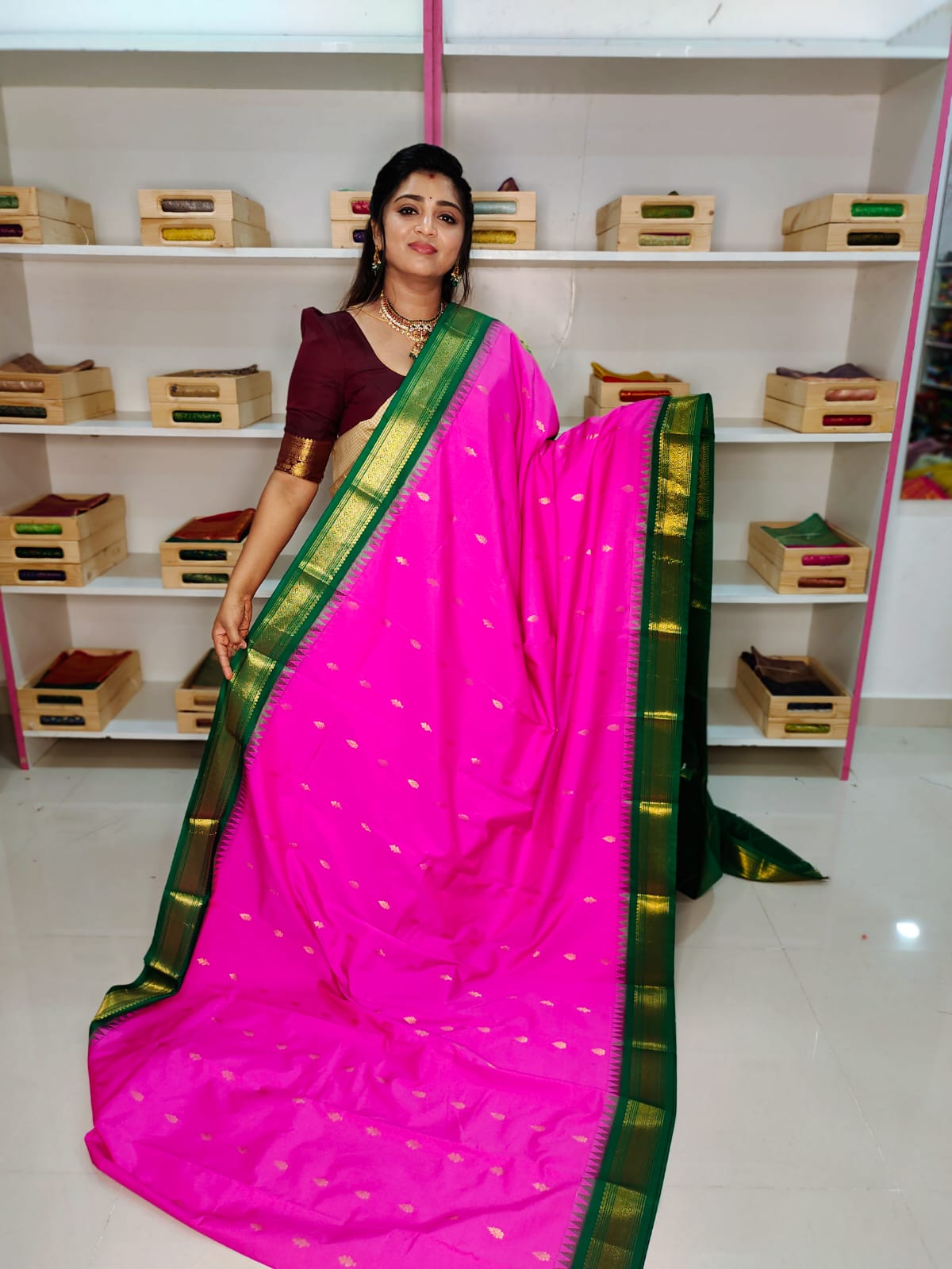 Clearnce sale gadwal