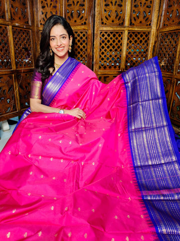 60% గద్వాల్ పట్టును అందిస్తున్నాయి