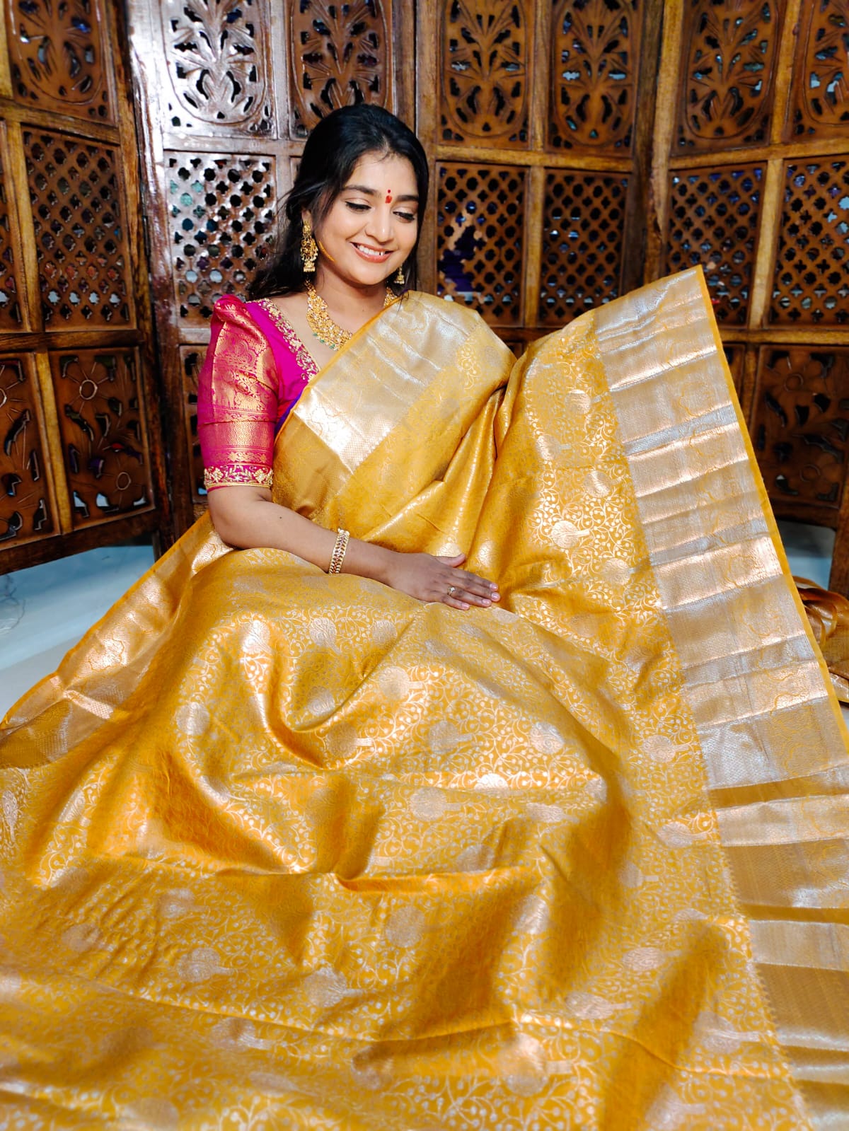 90% offer kanchi silk sarees