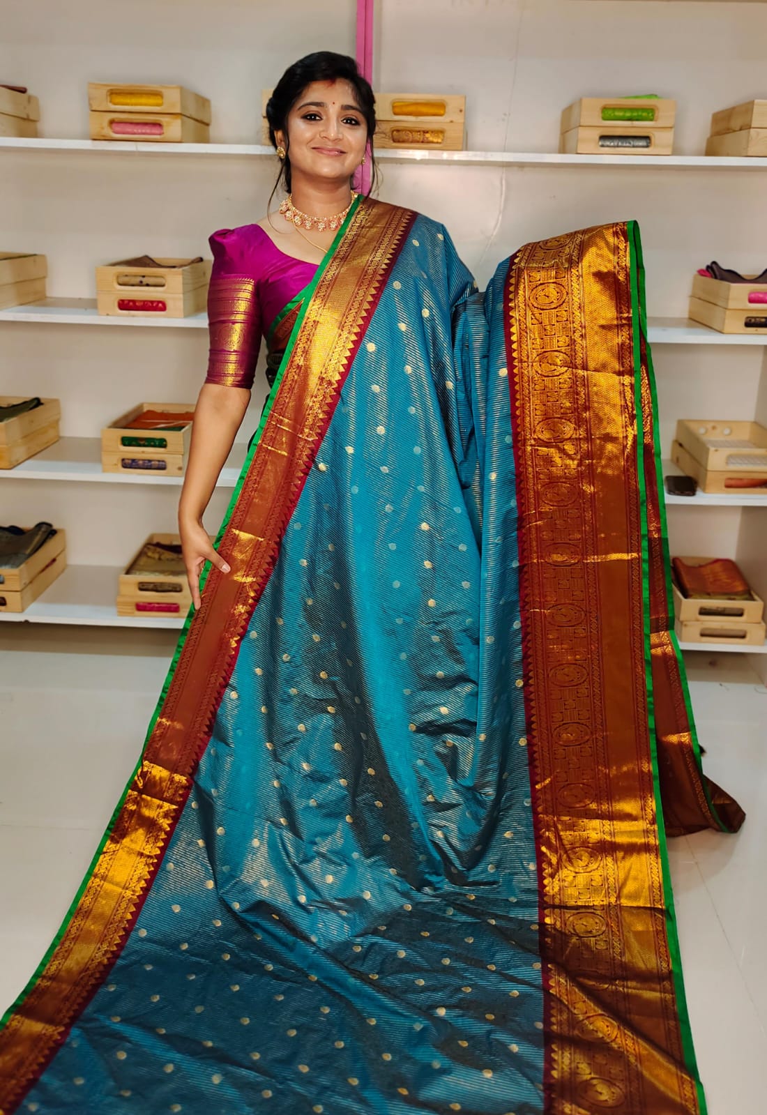 50% offer gadwal silk