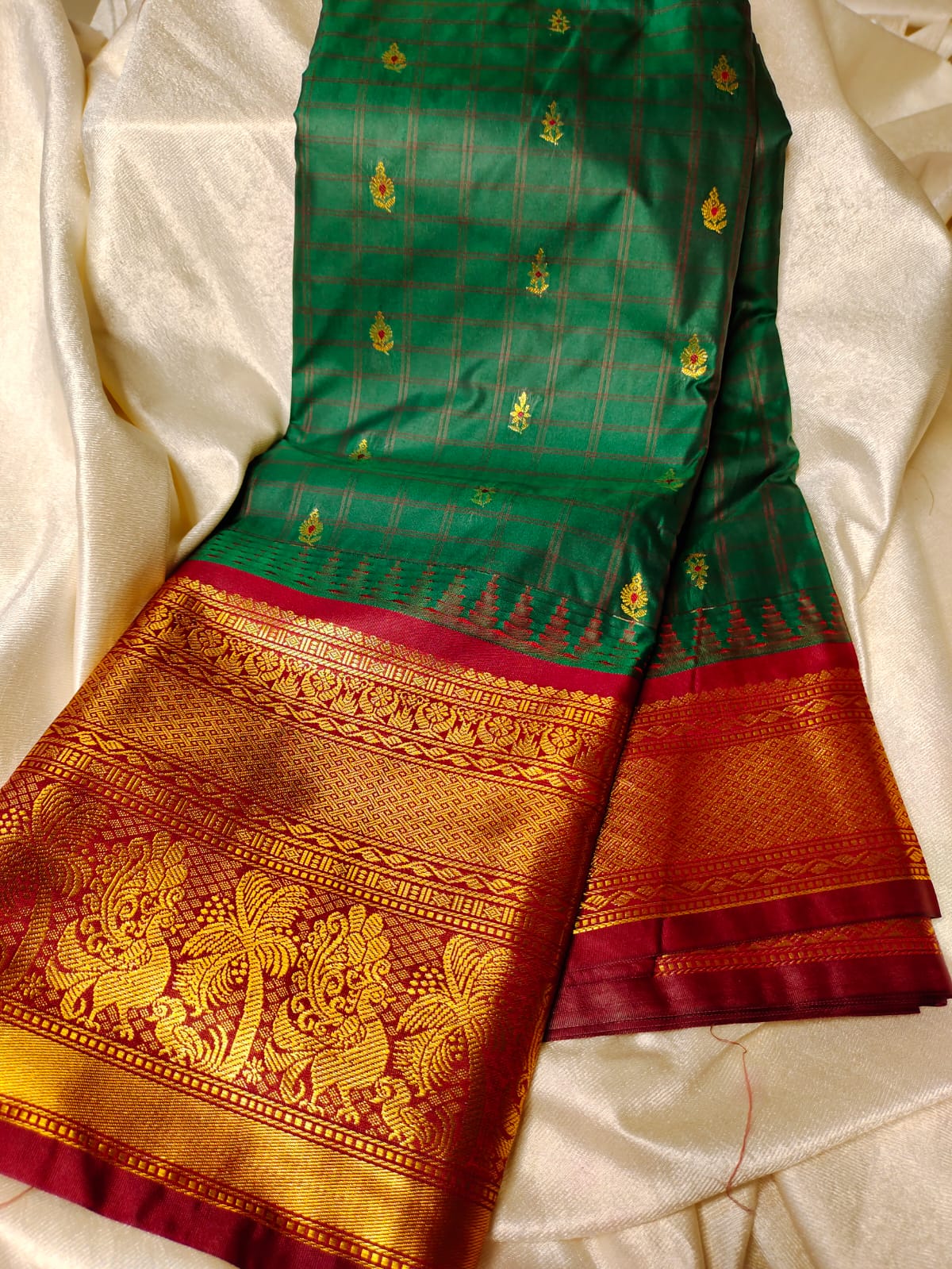 Vitange gadwal silk saree