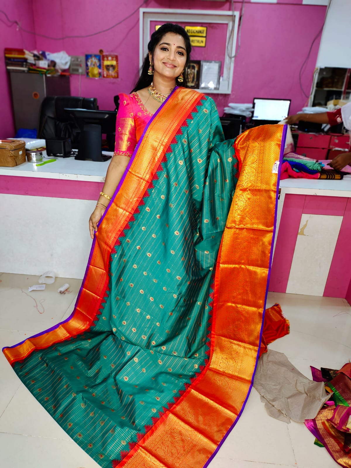 60% offer gadwal sale