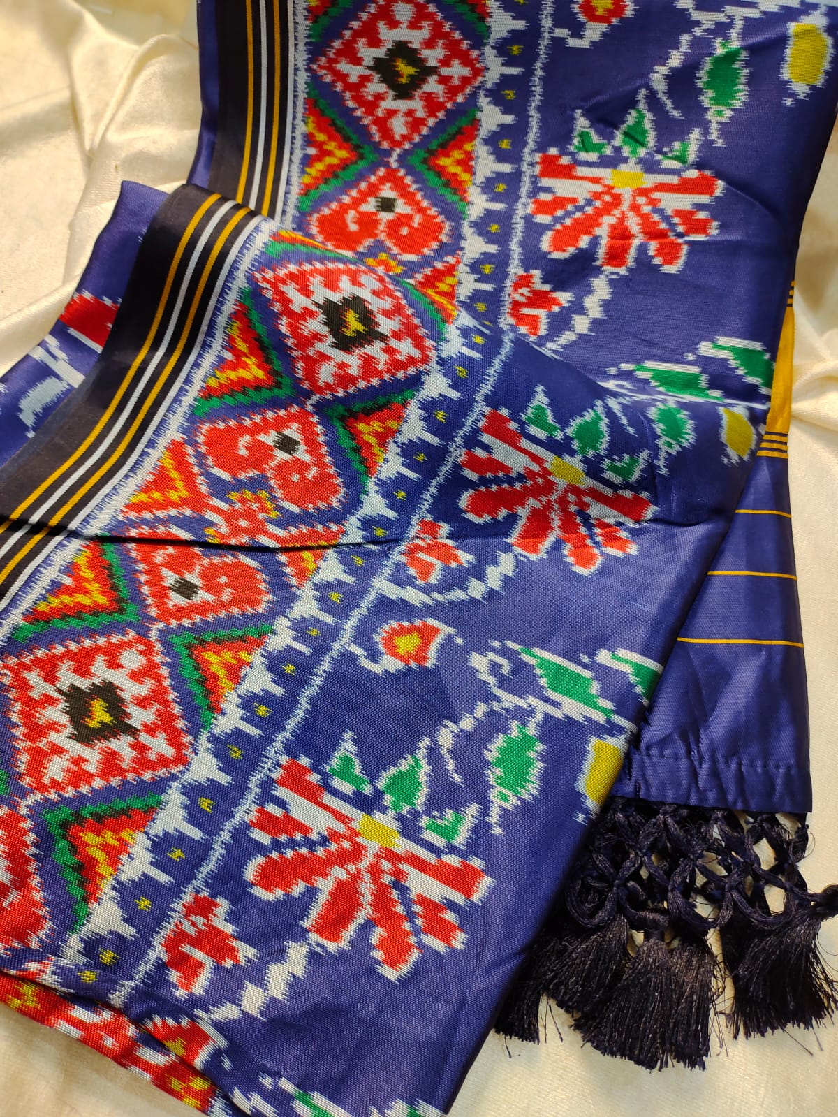 Patola