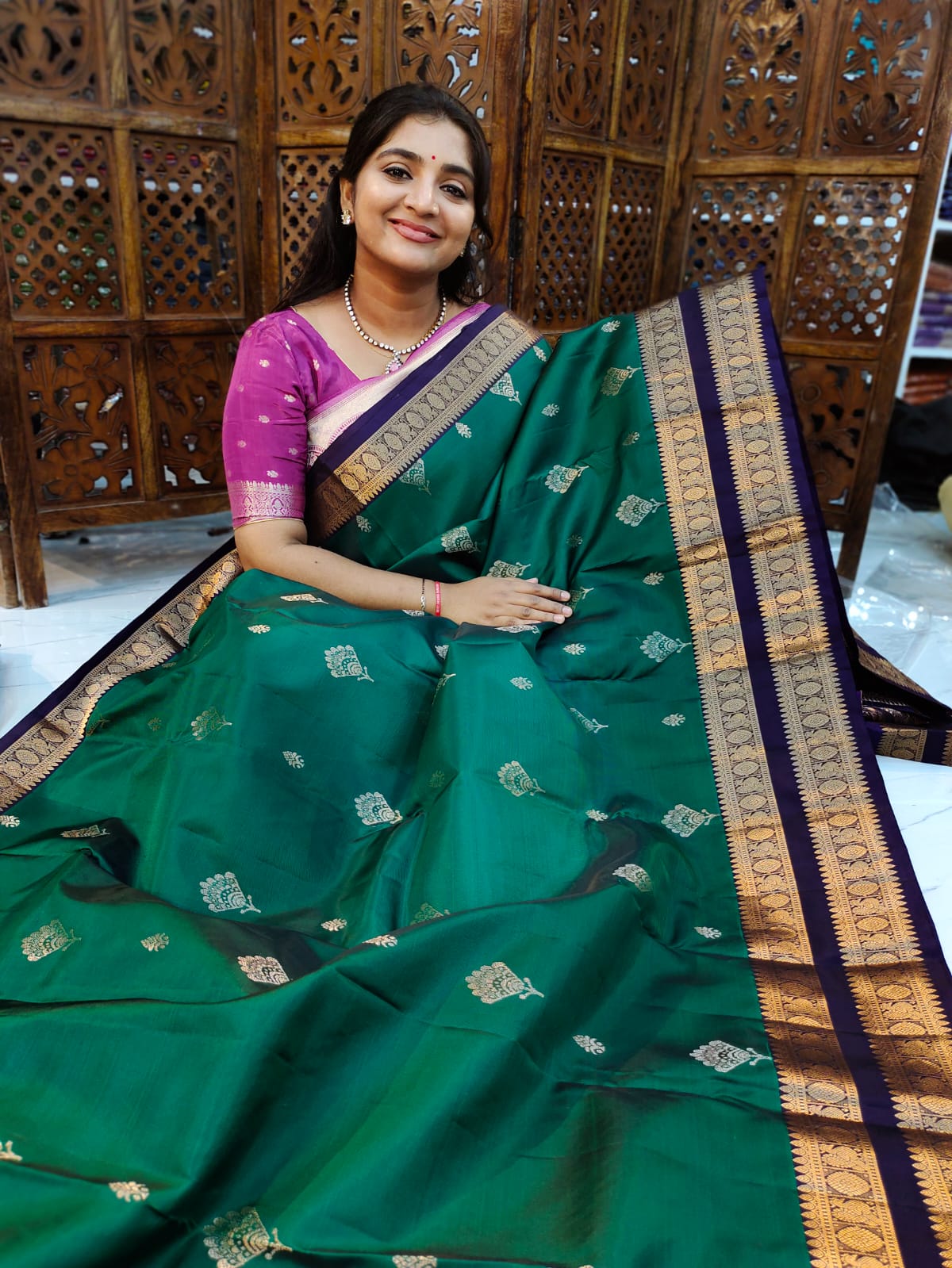 Kanchi pattu