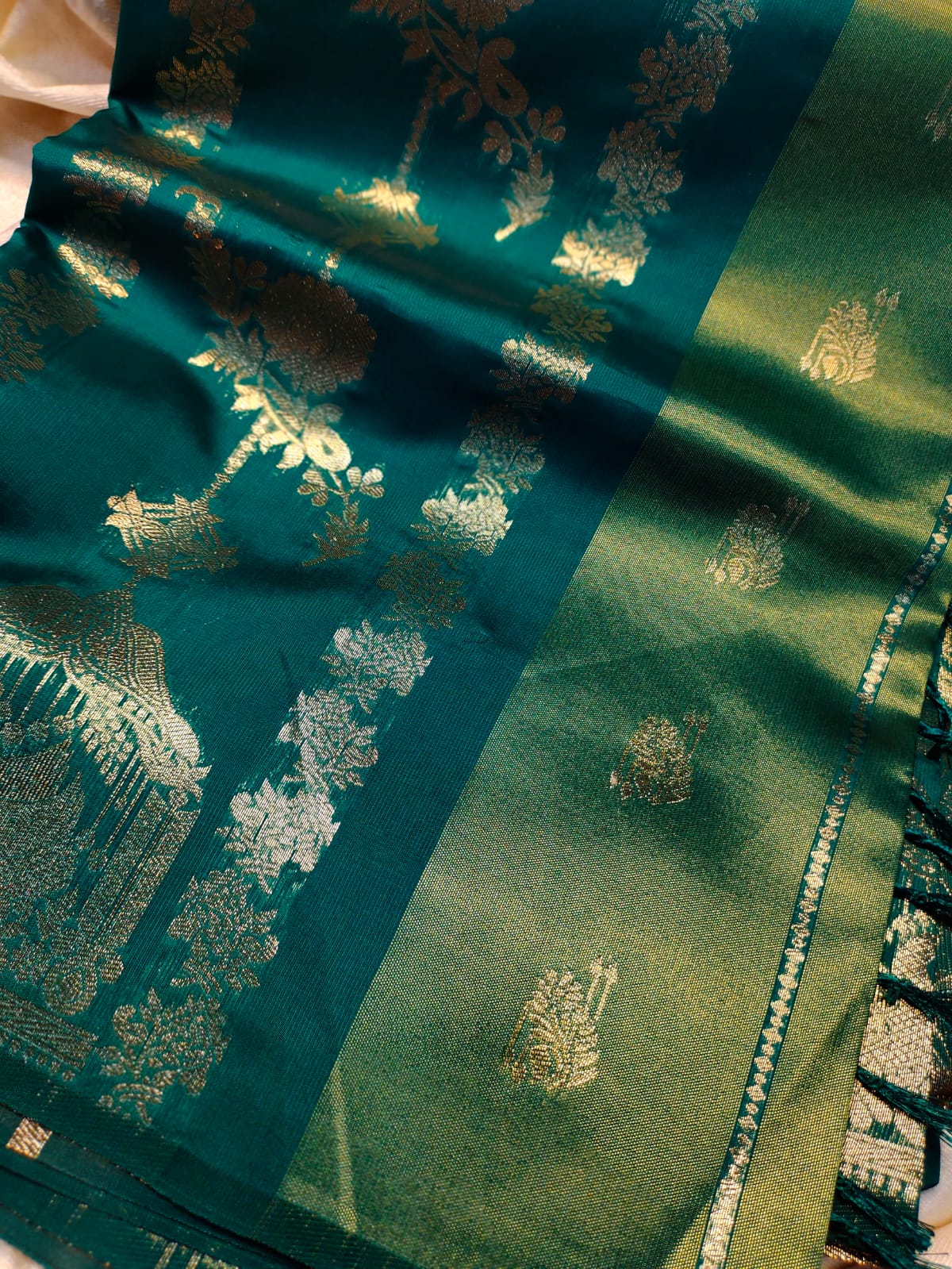 Sravanam sale