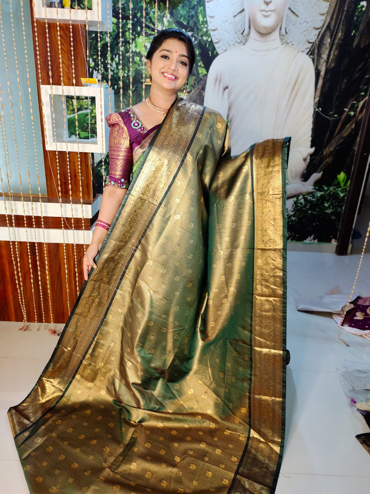 50% offer Valli gadwal