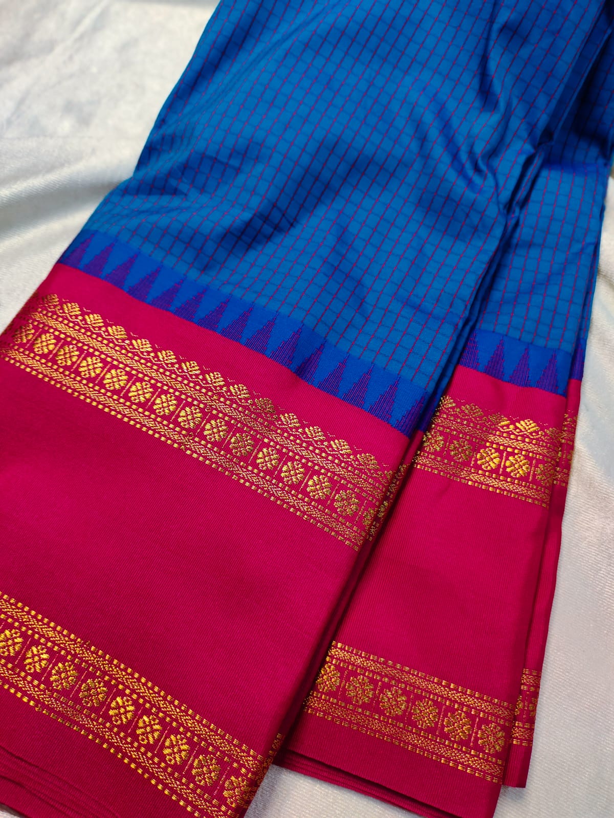 60% offer gadwal sarees