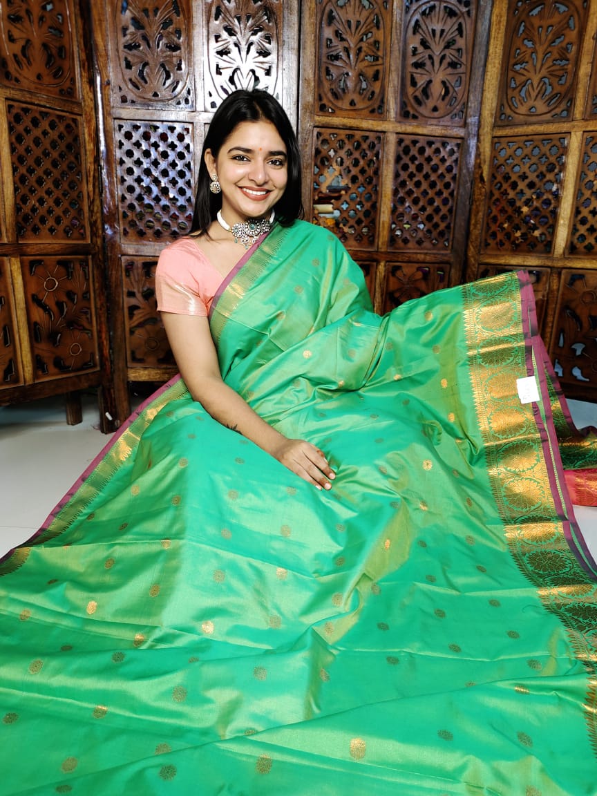 గద్వాల్ క్లియరెన్స్ సేల్