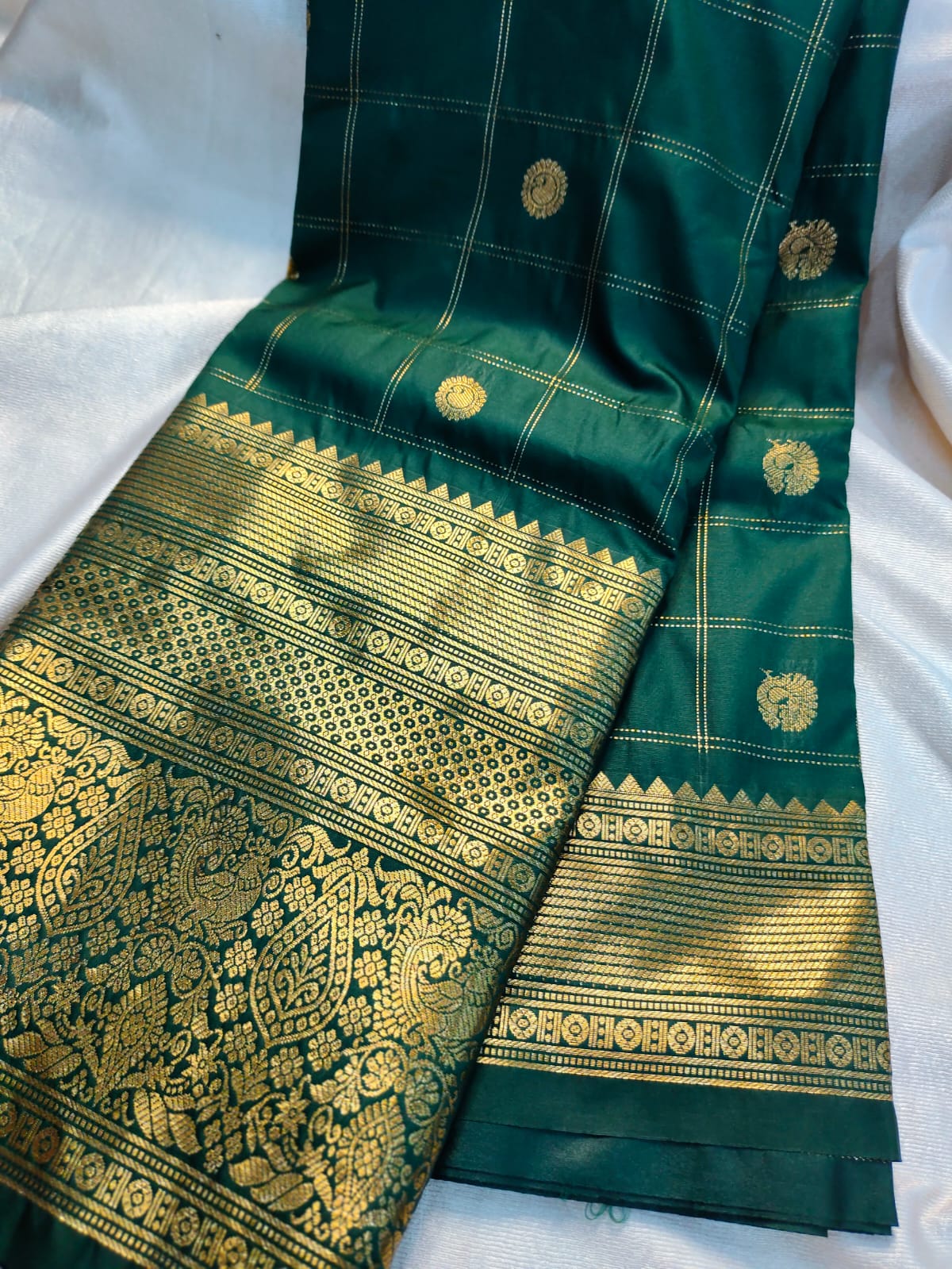 Vintage valli gadwal