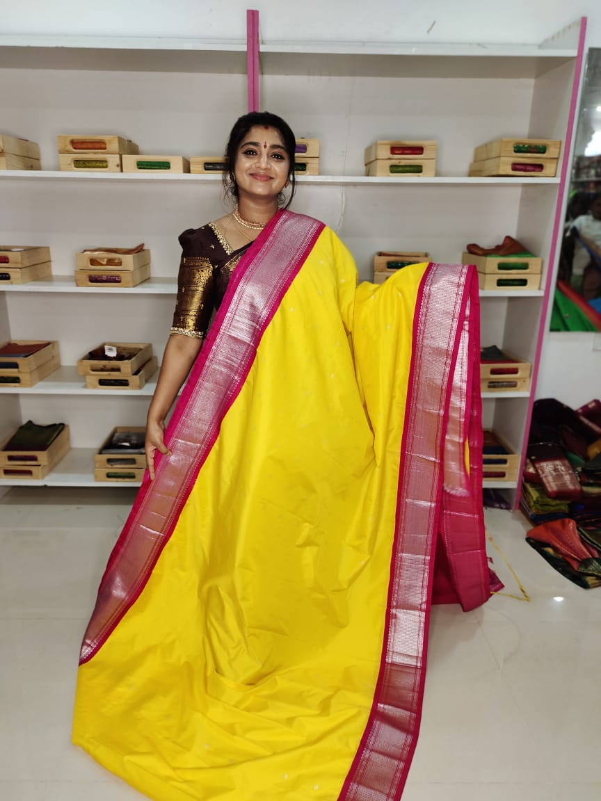 Ashadam sale gadwal silk saree