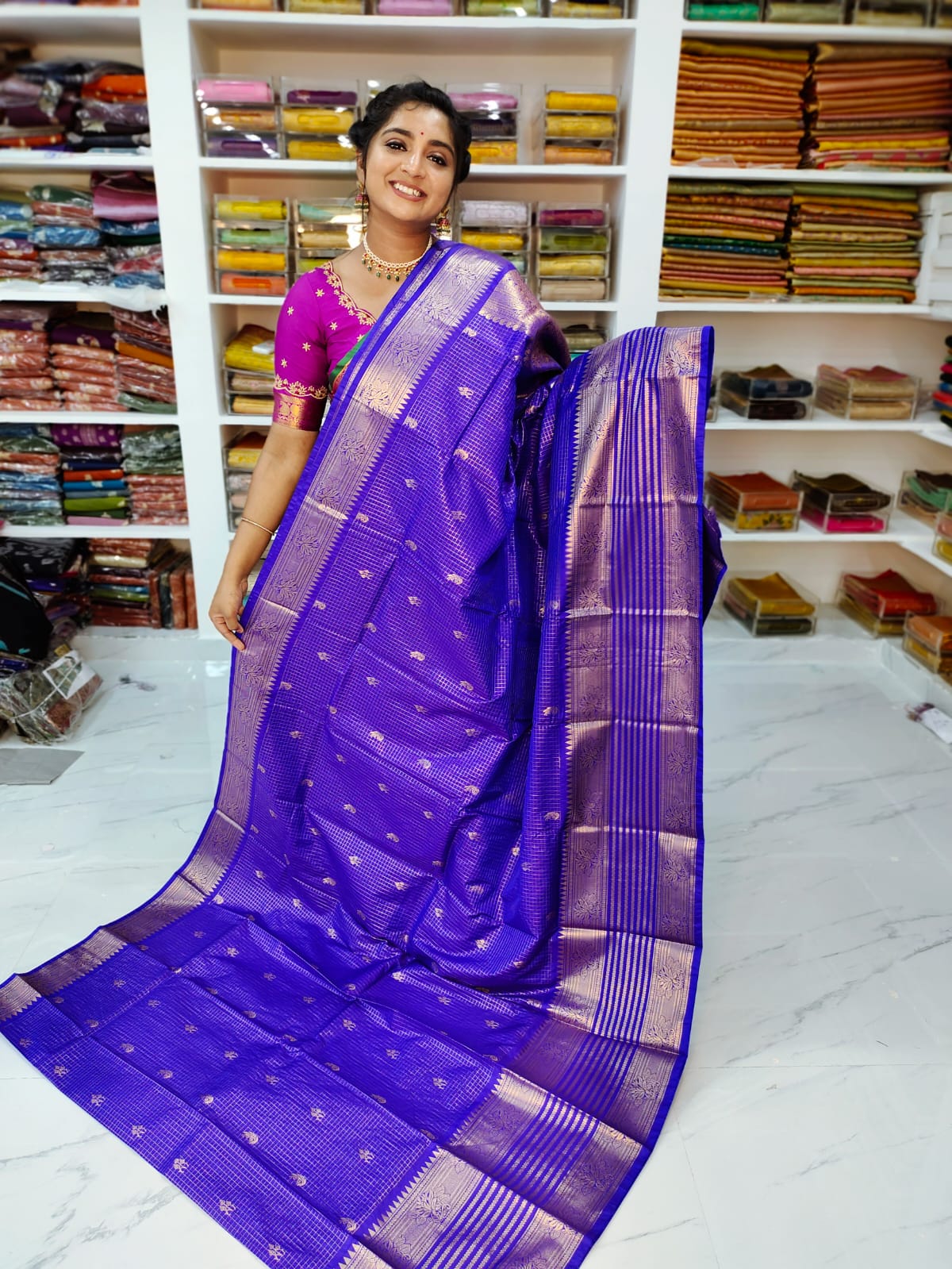 50% offer Valli gadwal