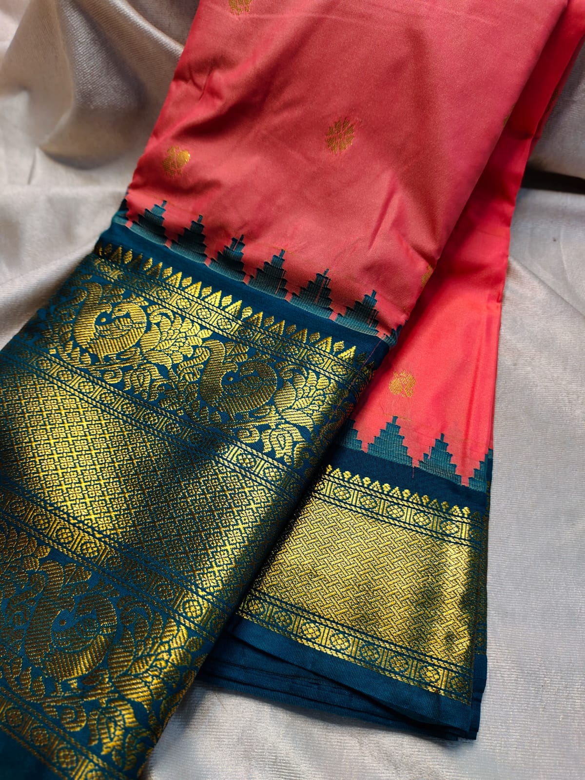 Sravanam gadwal sale