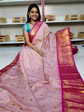 Gadwal offer sarees