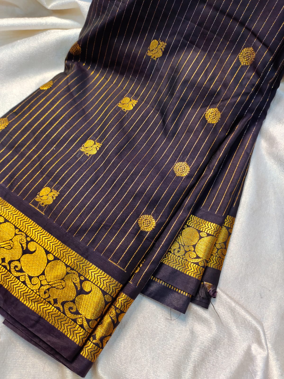 60% offer gadwal saree