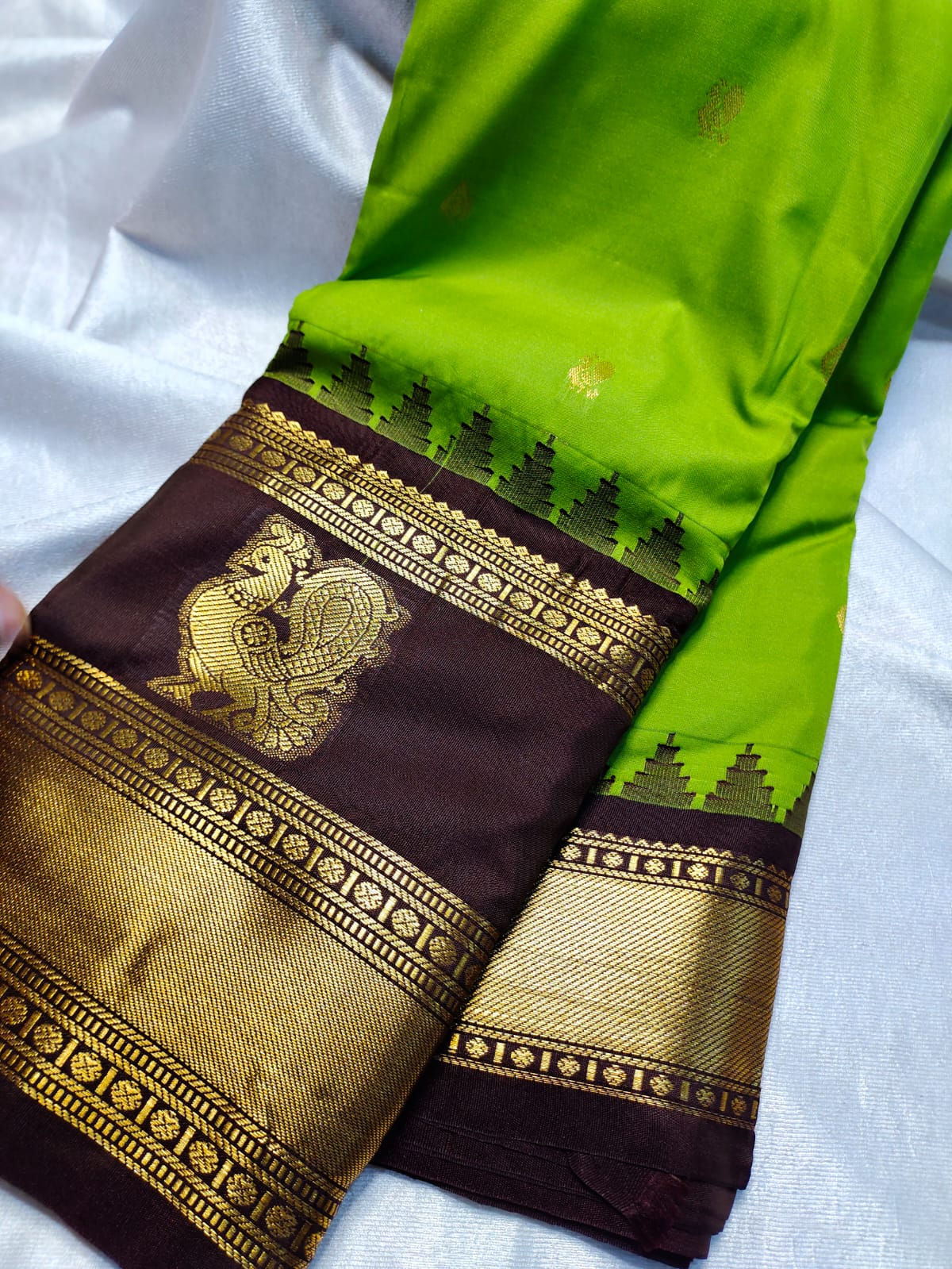 Sravanam gadwal sale