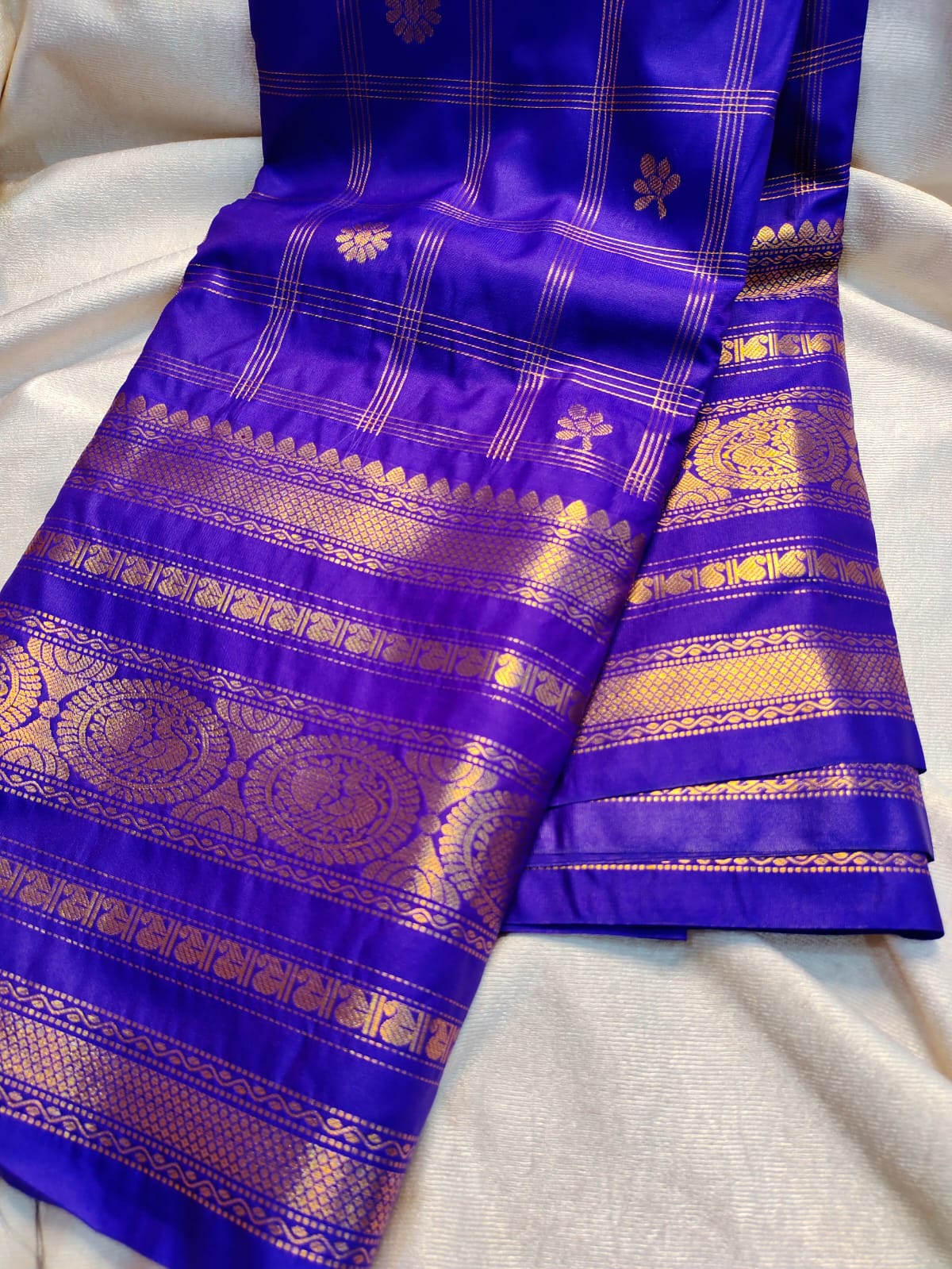 Vintage gadwal sarees