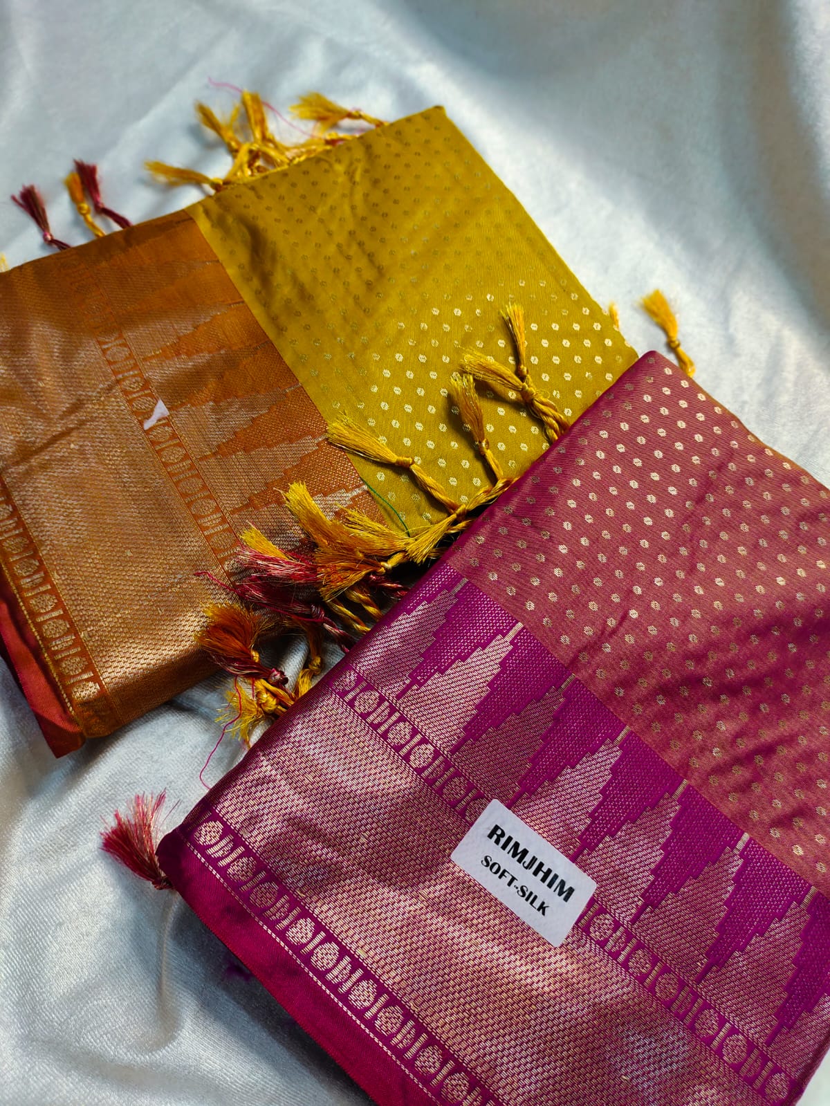 1+1 offer Uppada silk