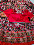 Patola lehangas