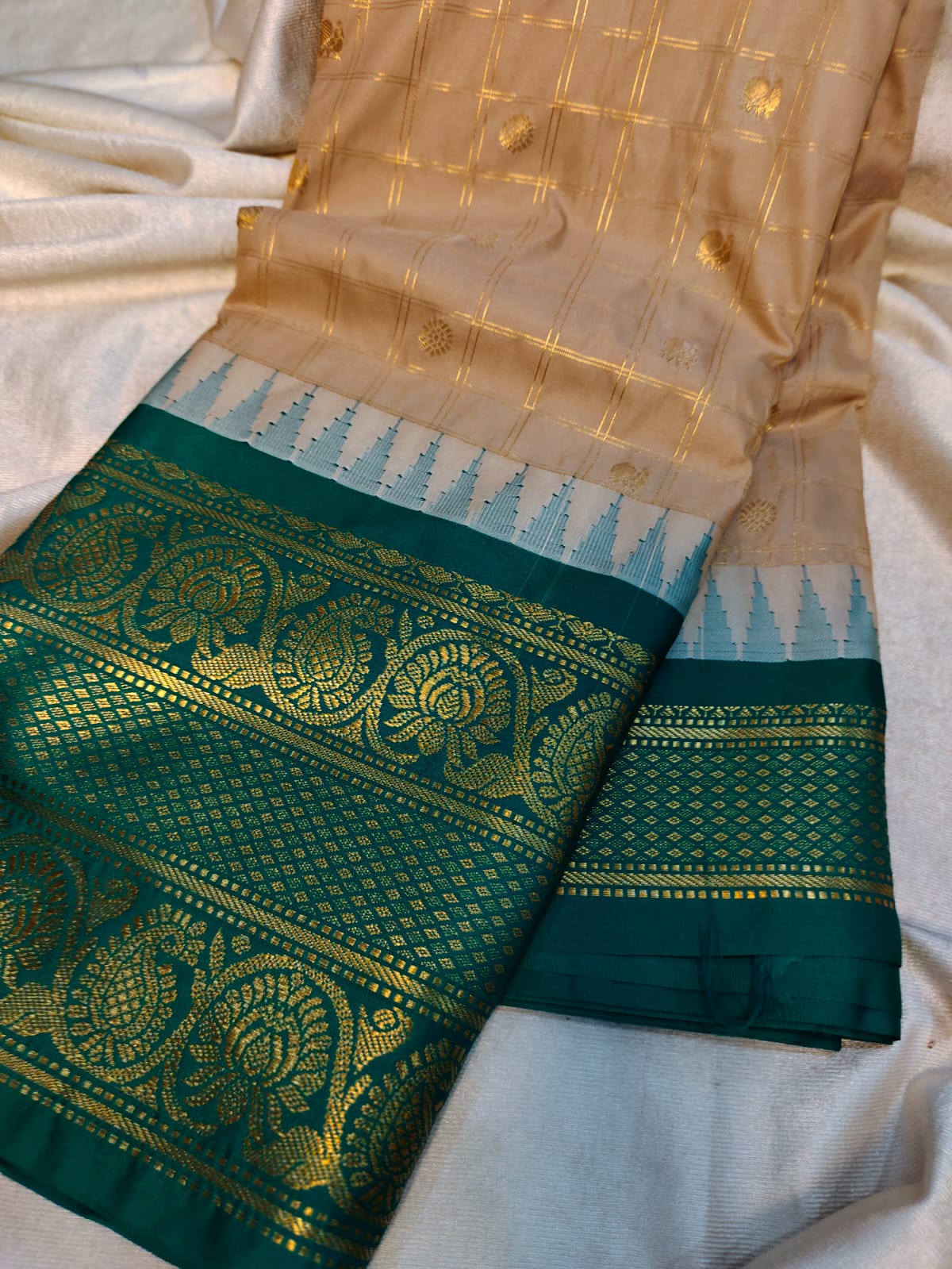 Sravanam gadwal sale