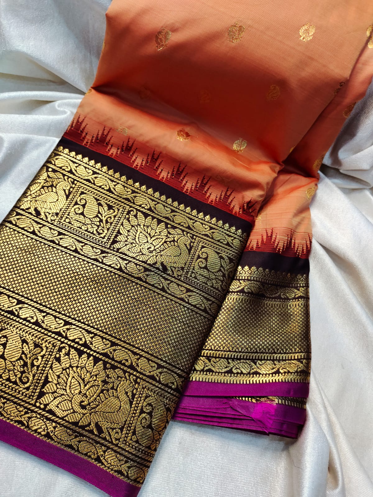 60% offer gadwal saree