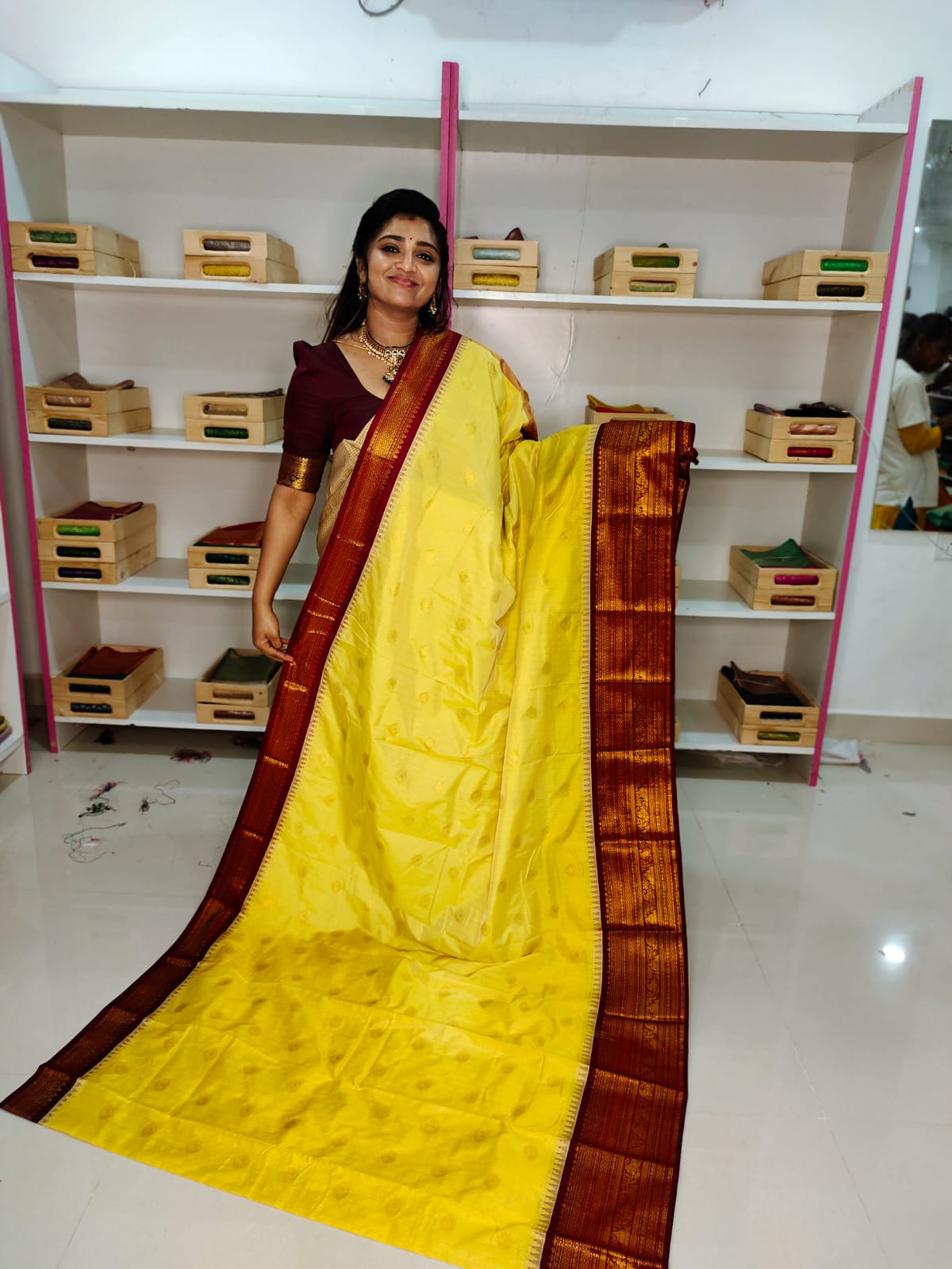 గద్వాల్ క్లియరెన్స్ సేల్