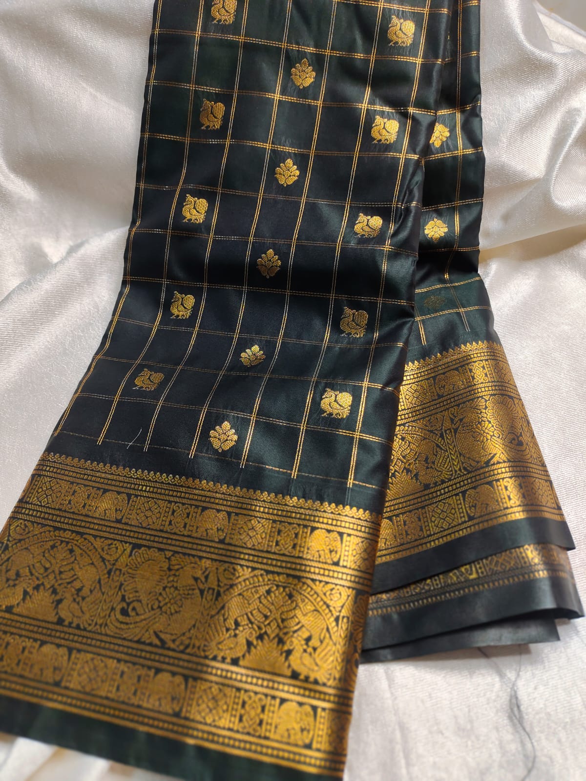 New vintage gadwal