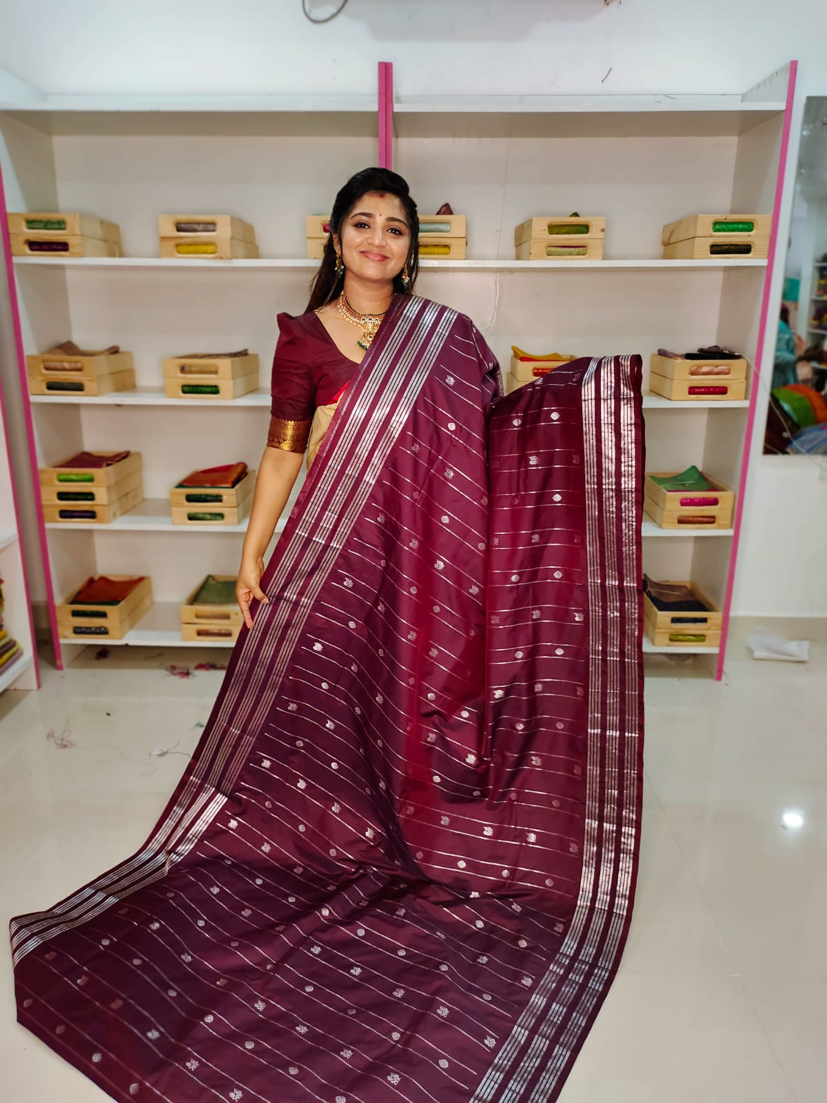 క్లియరెన్స్ సేల్ గద్వాల్