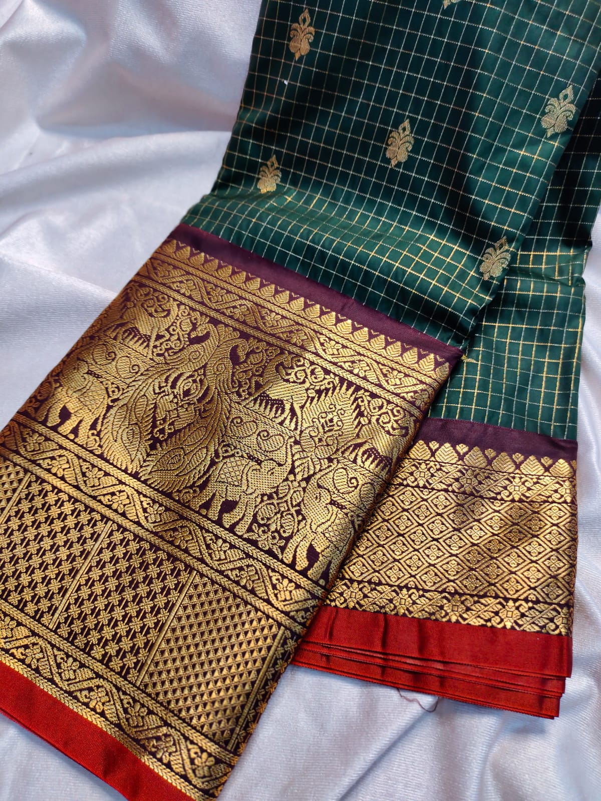 Vintage gadwal saree