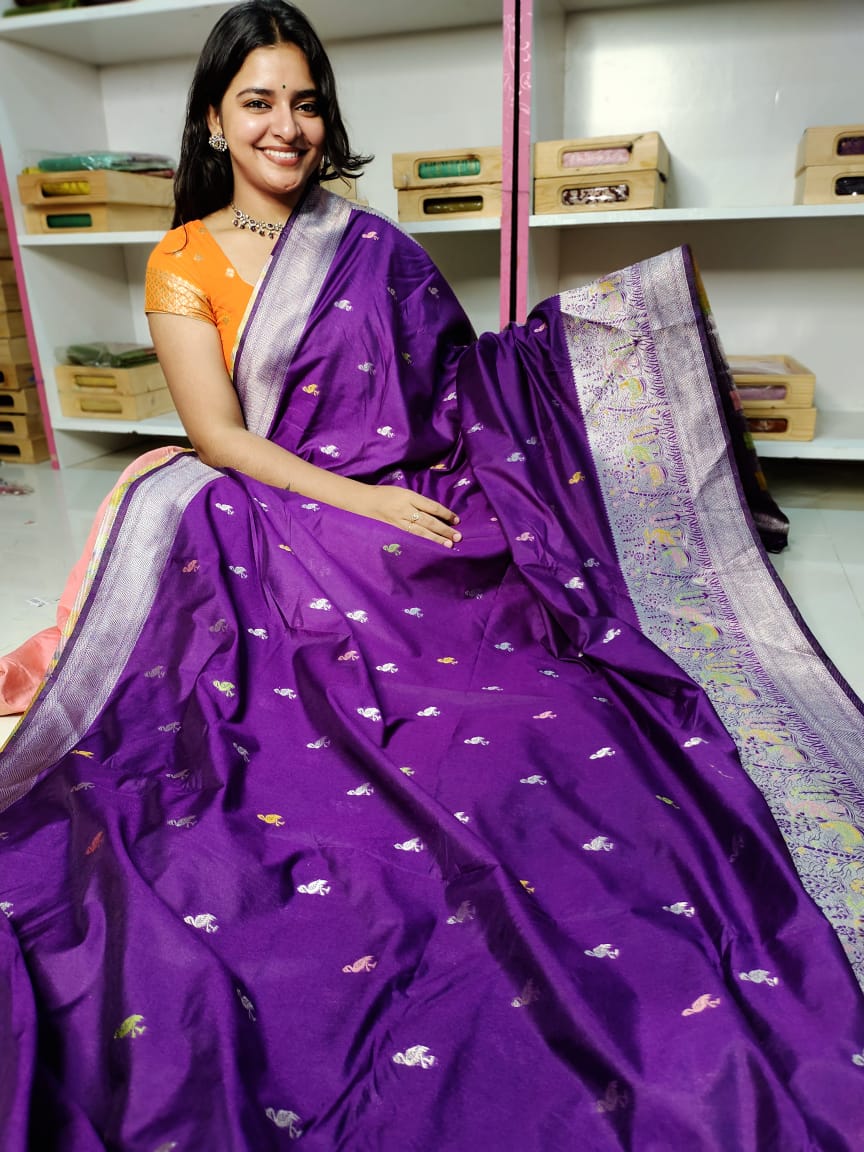 దీపావళికి చీరలు ఆఫర్ చేయండి