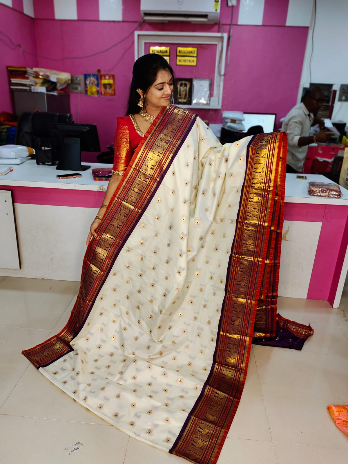 60% offer gadwal sale