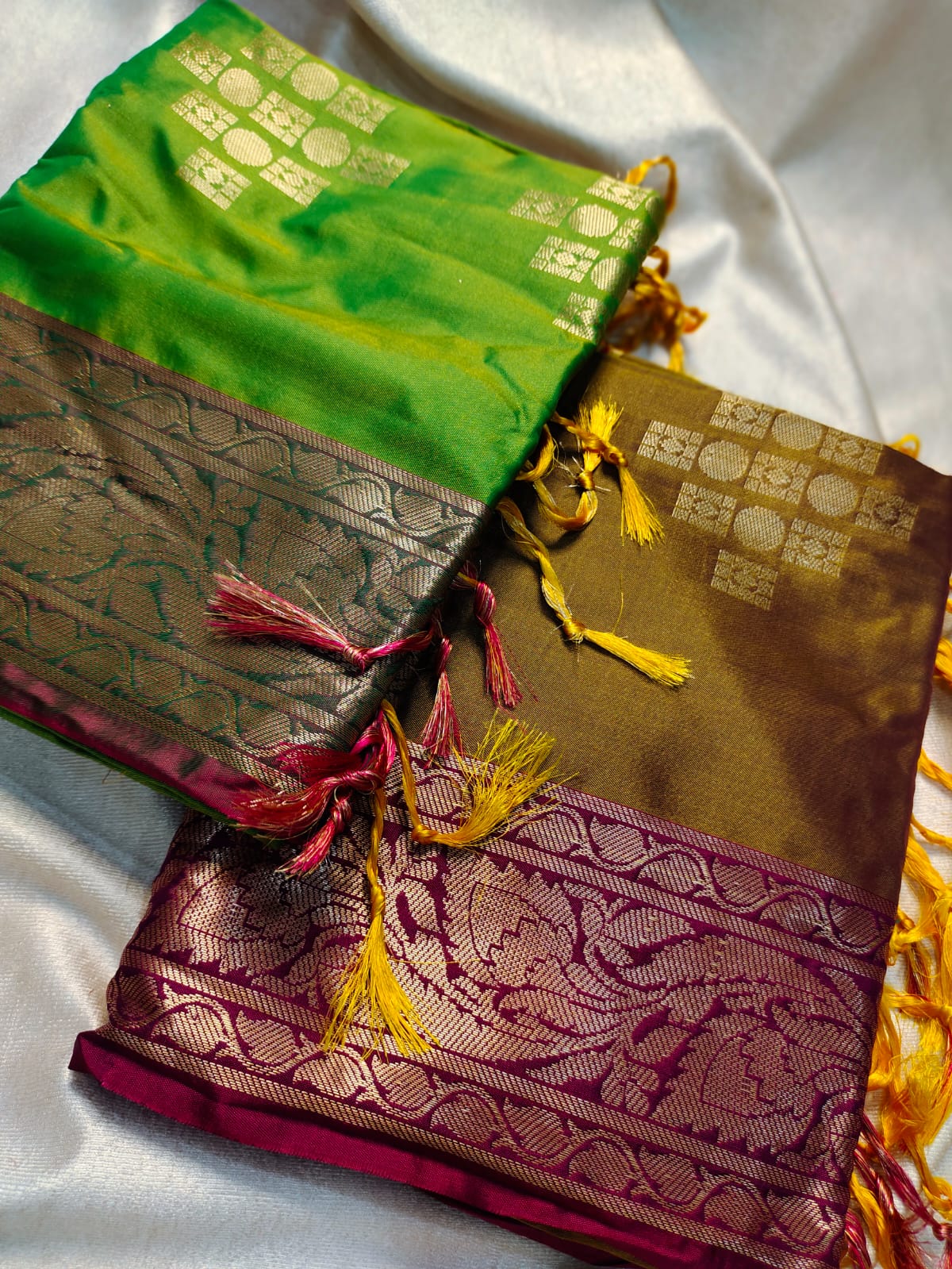 1+1 offer Uppada silk