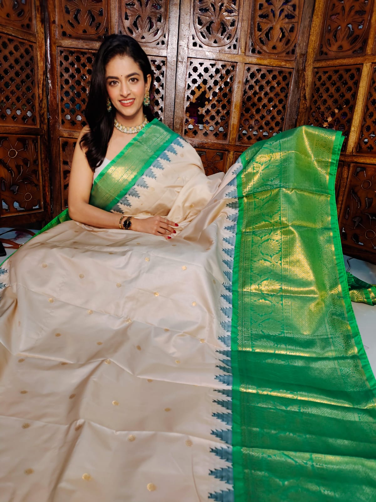60% offer gadwal silk sarees